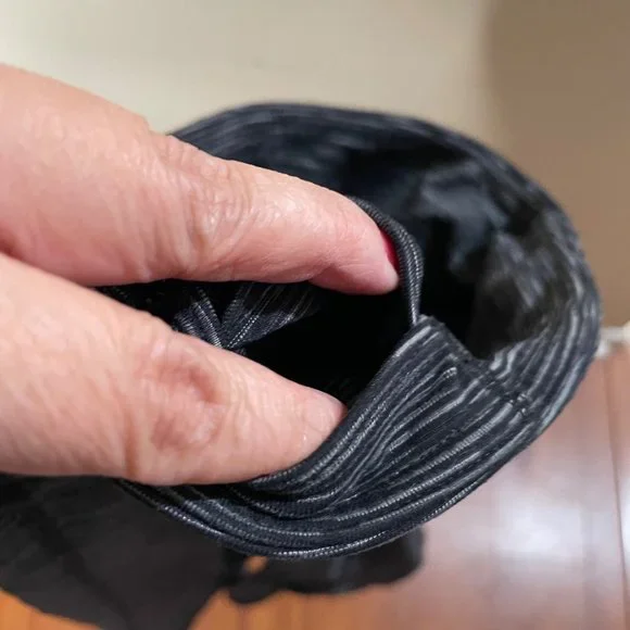 Athleta Energy Chaturanga Black Space Dye Cropped Legging Pant XS - Picture 8 of 12